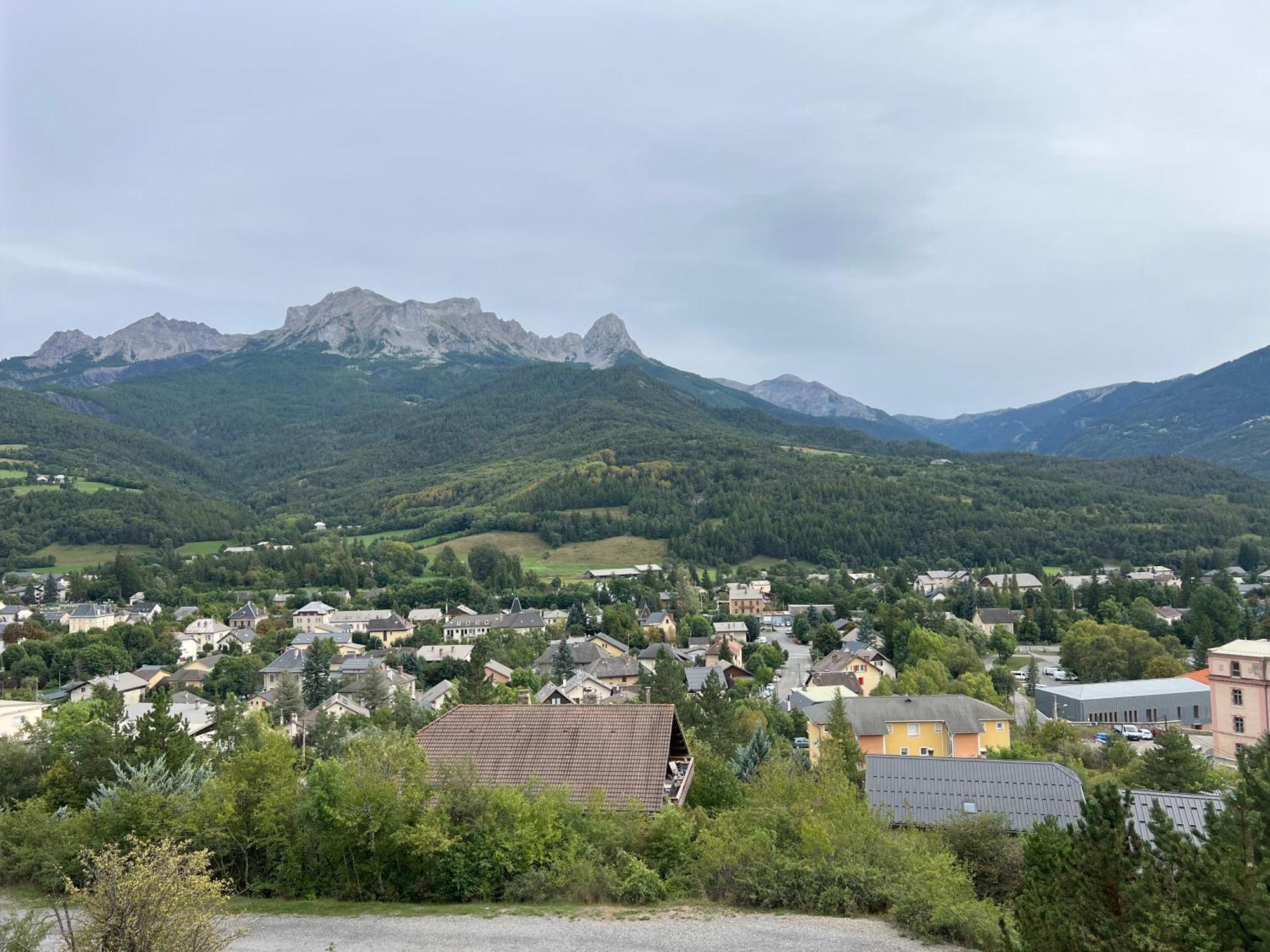 Ferienwohnung Terrasse Adroit T2 Barcelonnette - Wi-Fi Gratuit - 7 Couchages Exterior foto